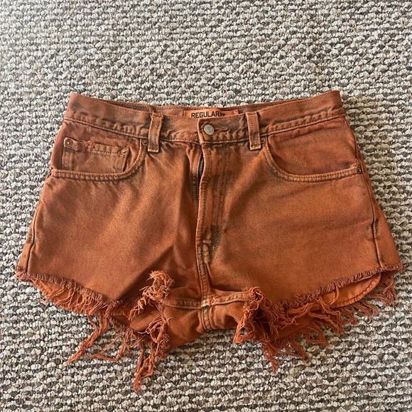 Levi’s Jean Shorts - Picture 1 of 8